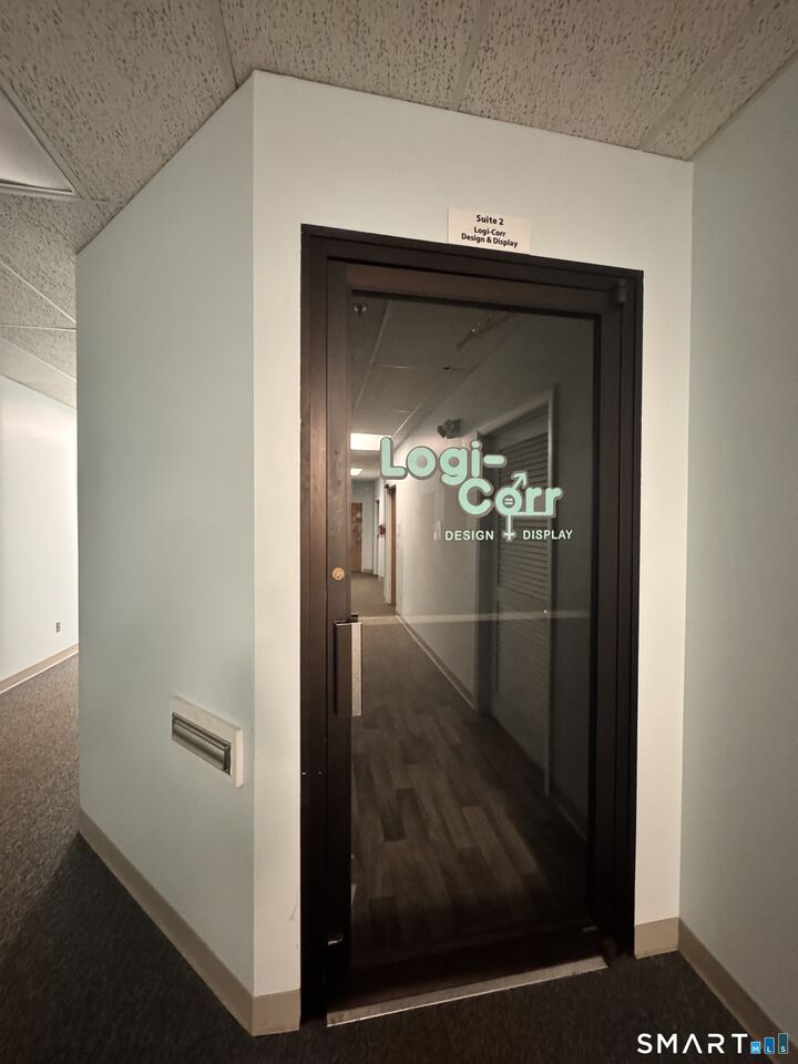 Property Photo:  423 Main Street 3rd Floor Suite 2  CT 06457 