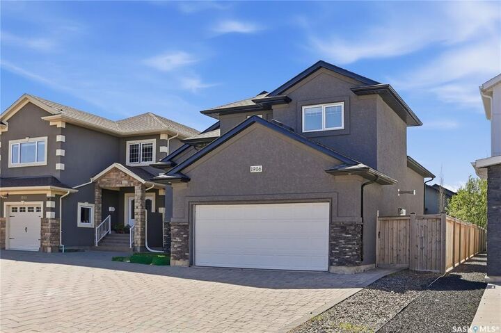 Property Photo:  1906 Pohorecky Terrace  SK S7W 0J1 