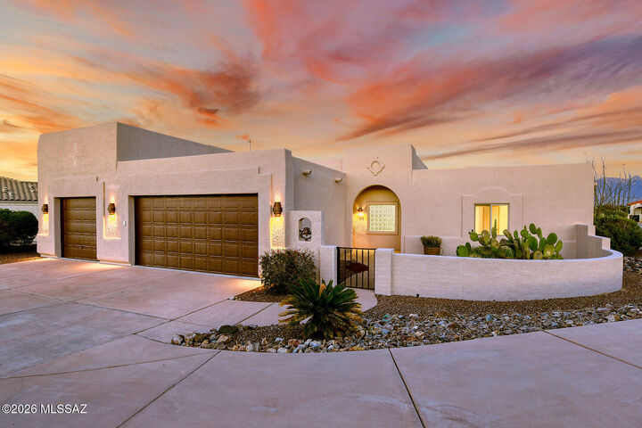 Property Photo:  760 S Placita Amena  AZ 85614 