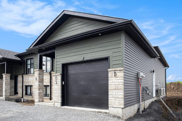 Property Photo:  65 Helen Street B  ON K0A 1R0 