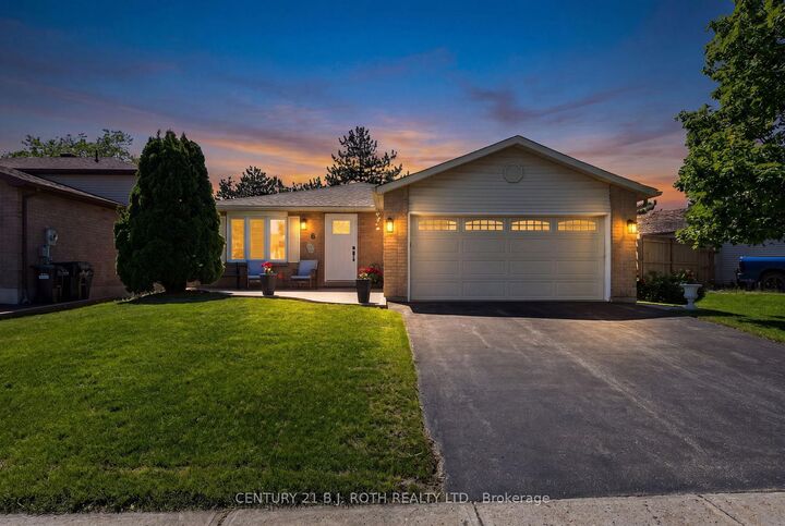 Property Photo:  6 Ford Street  ON L4N 5X2 