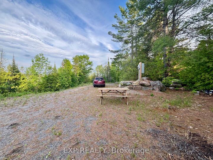 Property Photo: 47 Arbor Vitae Road ON K0J 1B0