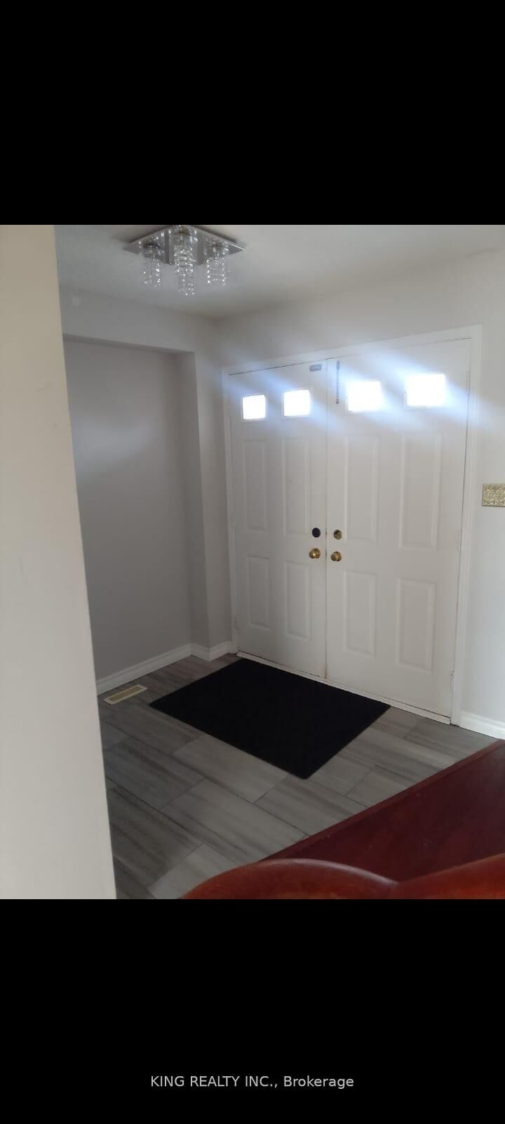 Property Photo: 139 Livingstone Street ON L4N 7J5