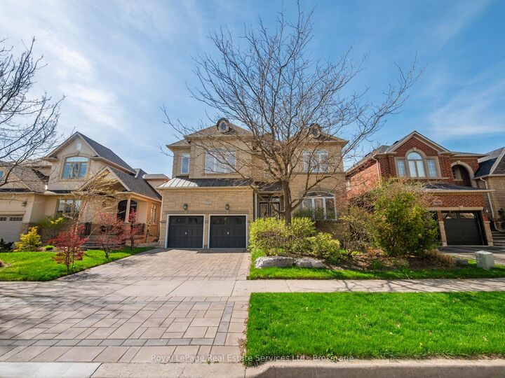 Property Photo: 1468 Ferncrest Road ON L6H 7W2