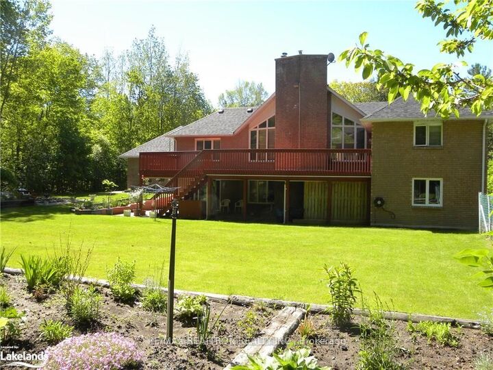 Property Photo: 43 Staglir Drive ON L9M 0H2