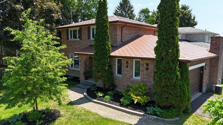 Property Photo: 3 Cooke Court ON K8N 5N4