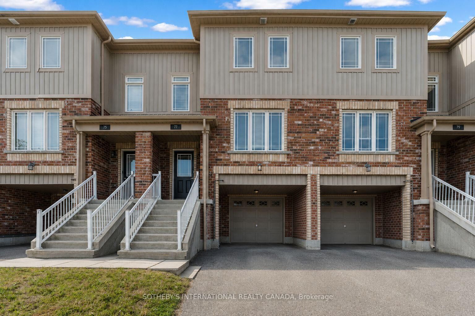 Property Photo: 77 Franks Way ON L4N 3J1