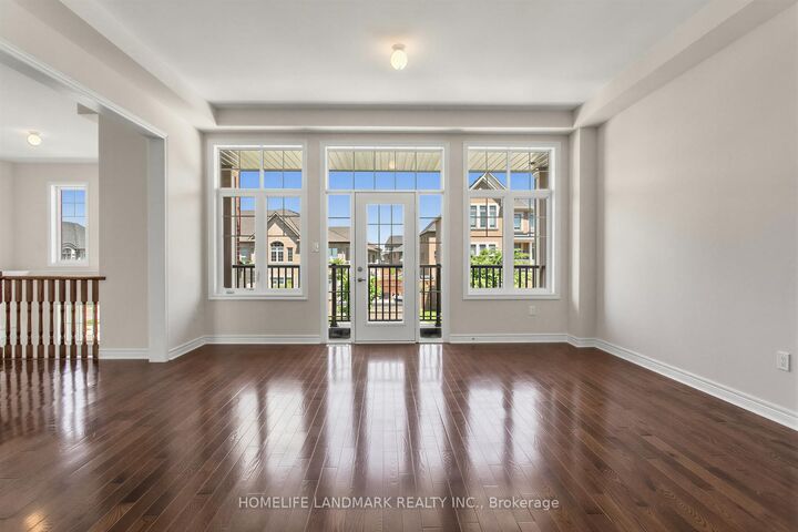 Property Photo: 55 Gerden Drive ON L4S 0H1