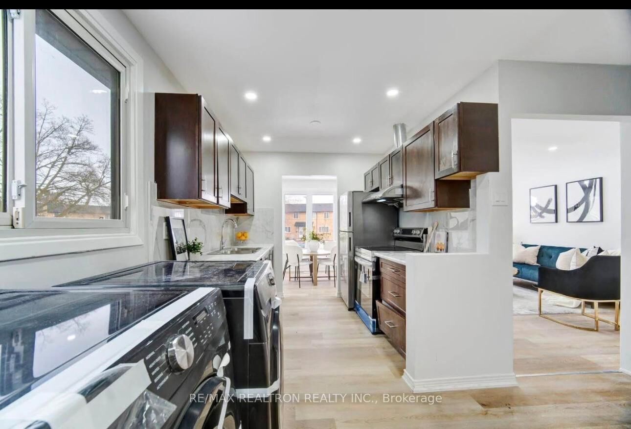 Property Photo: 29 Court Lane ON N5W 5M6