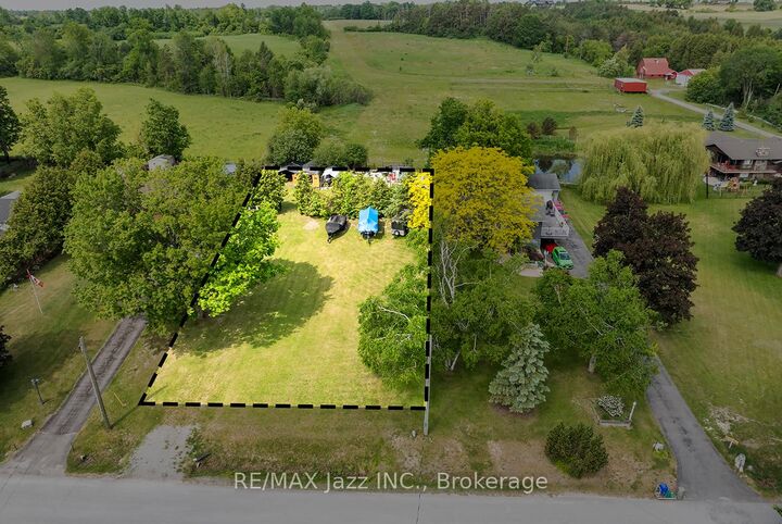 90 Aldred Drive — photo 1
