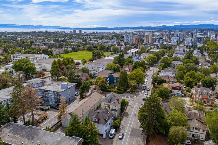 Property Photo: 1331 Johnson St #8 BC V8W 3P2