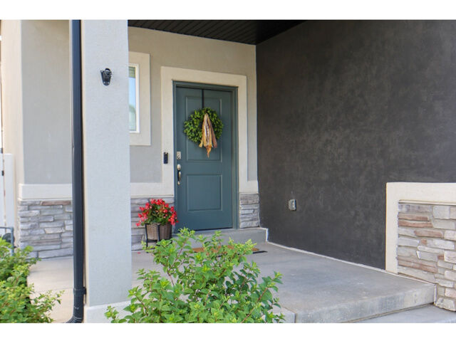 Property Photo: 1232 S 3500 E UT 84660