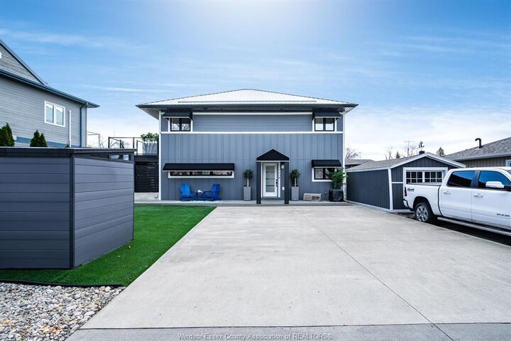 Photo de la propriété:  145 West River Street  ON N8L 0J6 