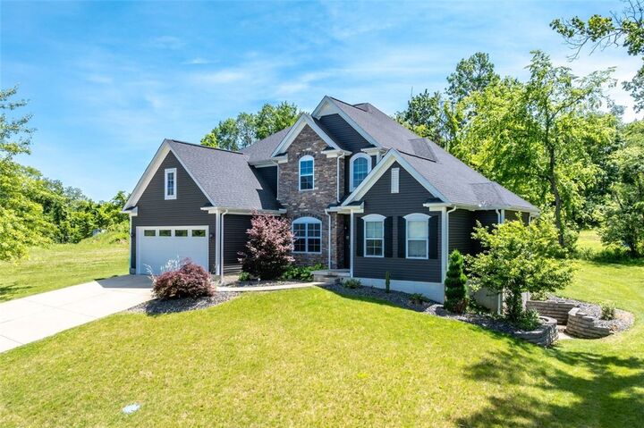 Property Photo: 102 Eagle Lane PA 15067
