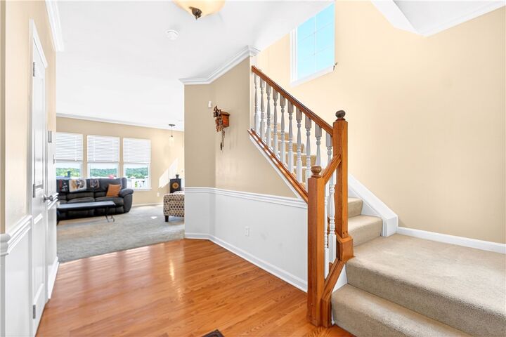 Property Photo:  1072 Woodlawn Drive  PA 15317 