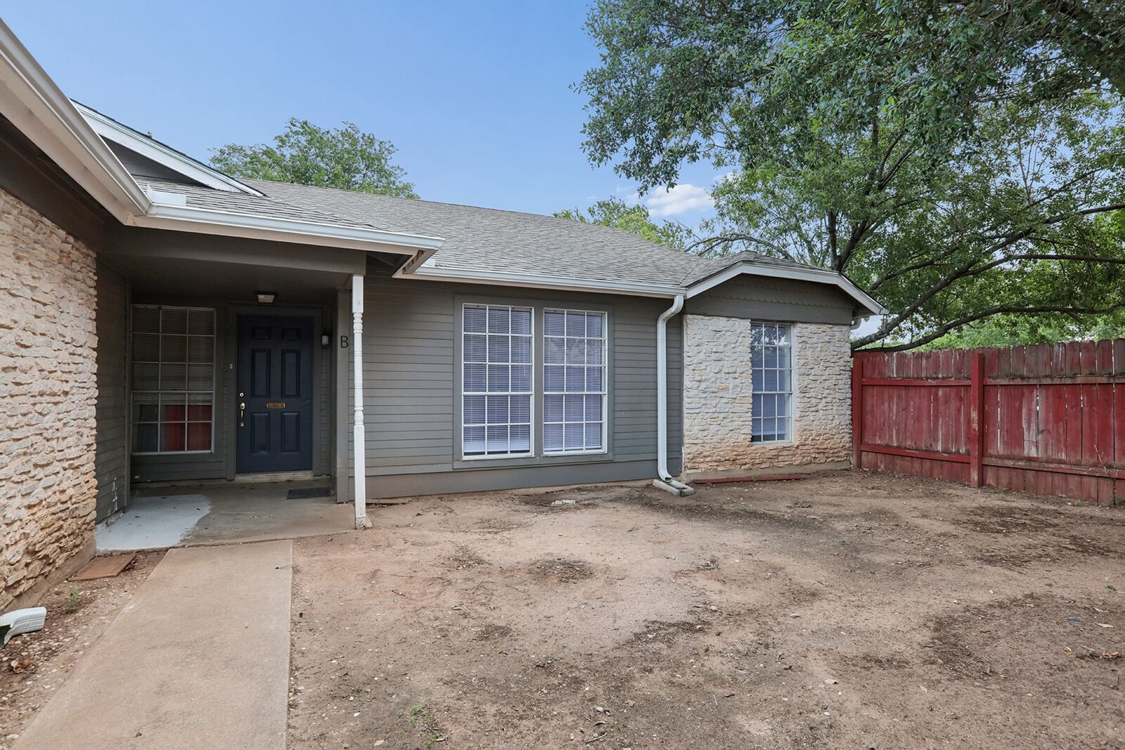 Property Photo:  11912 Sunhillow Bend B  TX 78758 