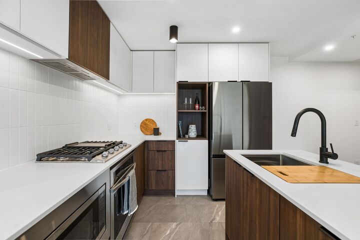 623 Kemsley Avenue 206 — photo 1