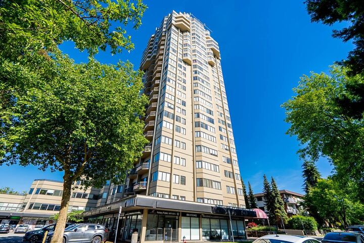 Property Photo: 6540 Burlington Avenue 2106 BC V5H 4G3