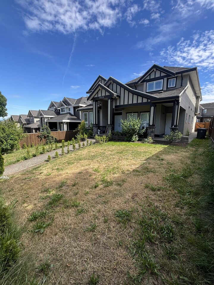 Property Photo: 15058 72nd Avenue BC V3S 2G2