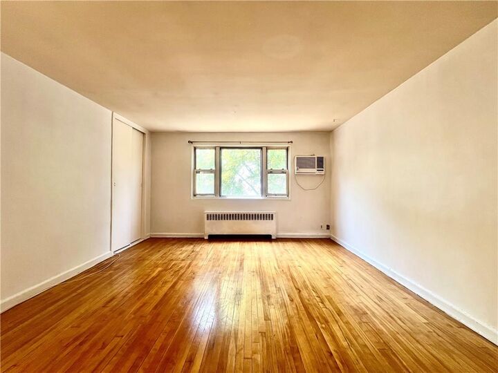 Property Photo: 1087 Shore Parkway 2B NY 11228
