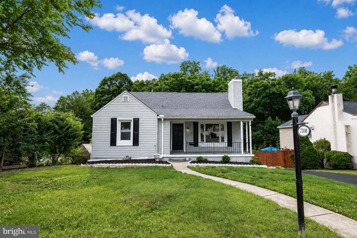 Property Photo:  7508 Kenlea Avenue  MD 21236 