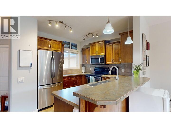 Property Photo:  218 Glen Park Drive 21  BC V1V 2W3 