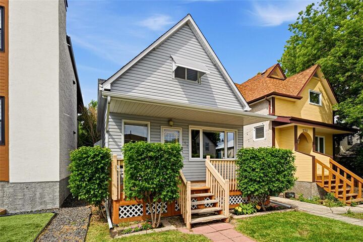 Property Photo:  253 Bertrand Street  MB R2H 0N8 