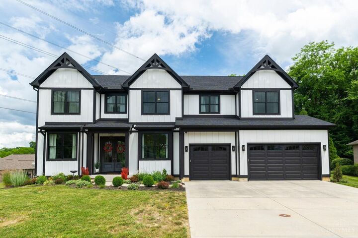 Property Photo: 2058 Tall Pines Lane OH 45244