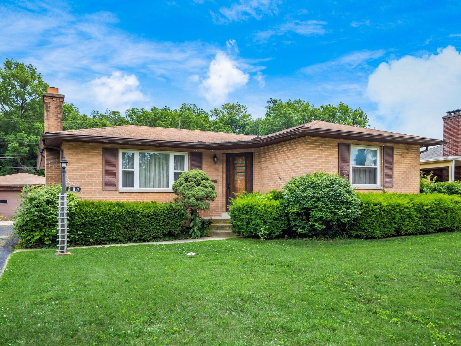 Property Photo: 380 Topsfield Road OH 43228