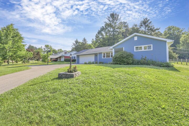 Property Photo:  3140 Nob Hill Road  OH 43701 