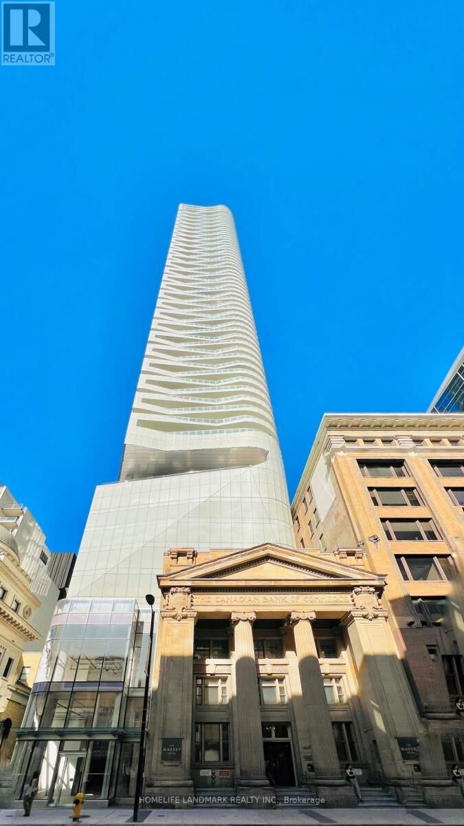 Property Photo:  197 Yonge Street 2202  ON M5B 1M4 