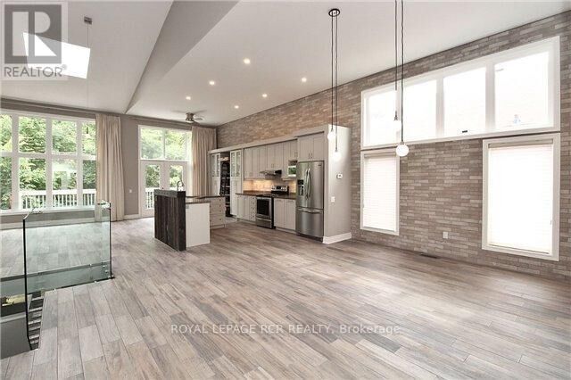 Property Photo:  406 Morley Cook Crescent  ON L3X 2M3 