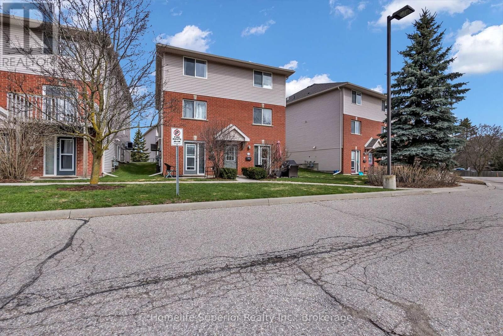 Property Photo: 139 Brighton Street 12C ON N2J 4Z5