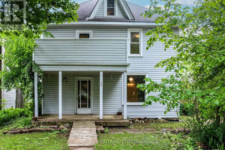 Property Photo:  104 Isla Street  ON N0C 1H0 