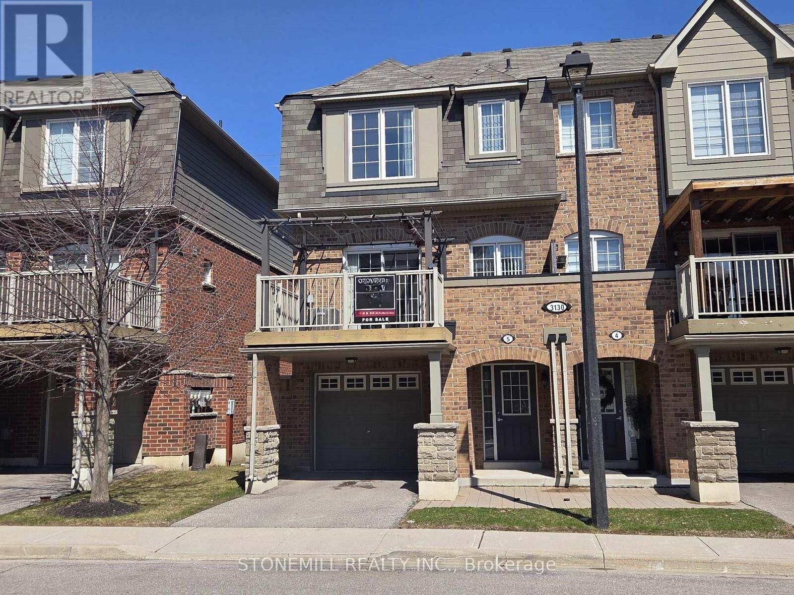 Property Photo:  3130 Boxford Crescent 5  ON L5M 0X1 