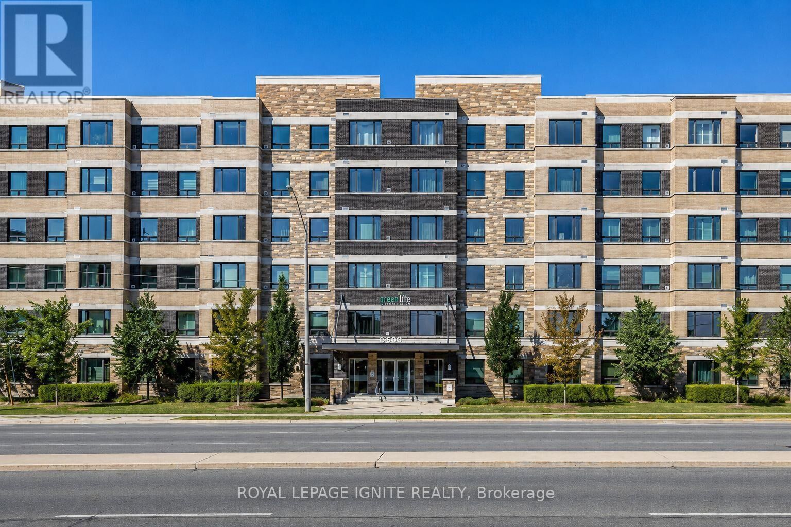 Property Photo: 7400 Markham Road 321 ON L3S 0C5