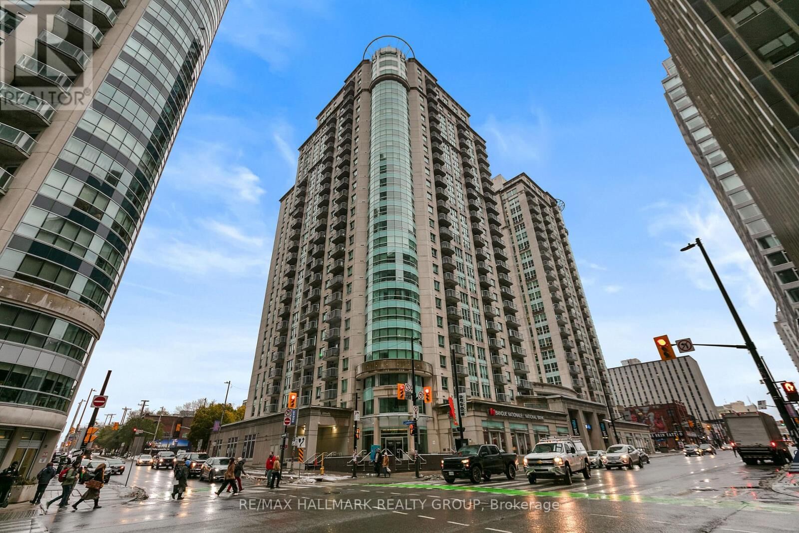 Property Photo: 234 Rideau Street 1509 ON K1N 0A9