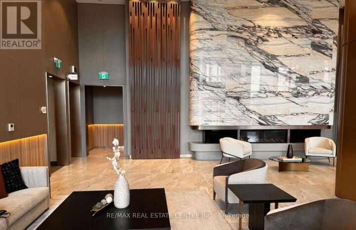 Property Photo:  1100 Sheppard Avenue West 1115  ON M3J 0H1 