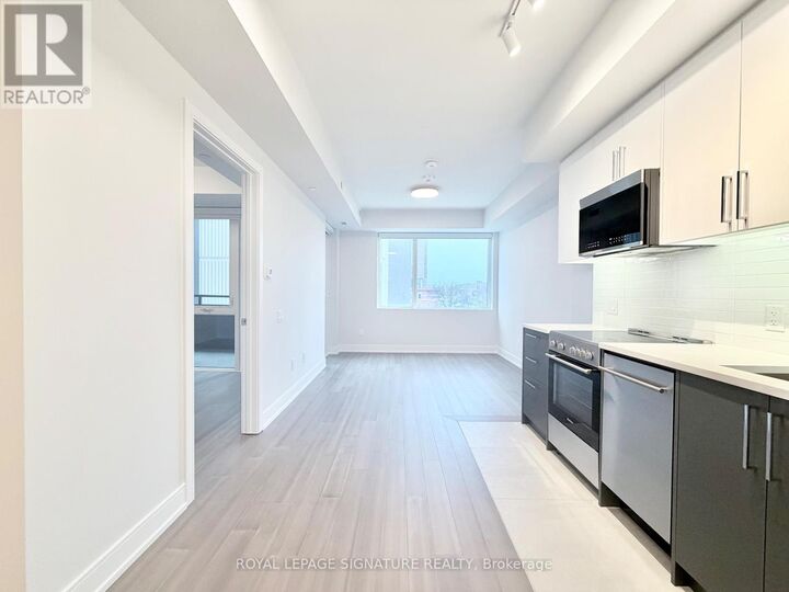 Property Photo:  664 Spadina Avenue 406  ON M5S 0G4 