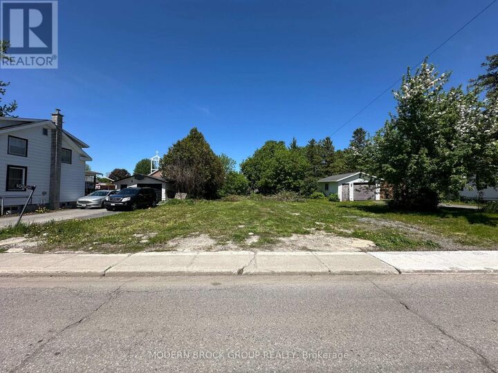 10605 Main Street — photo 1