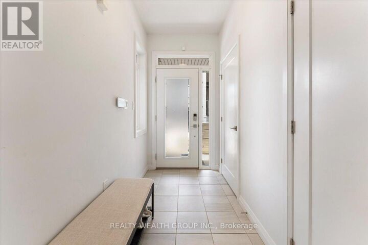 Property Photo:  35 Midhurst Heights 23  ON L8J 0K9 