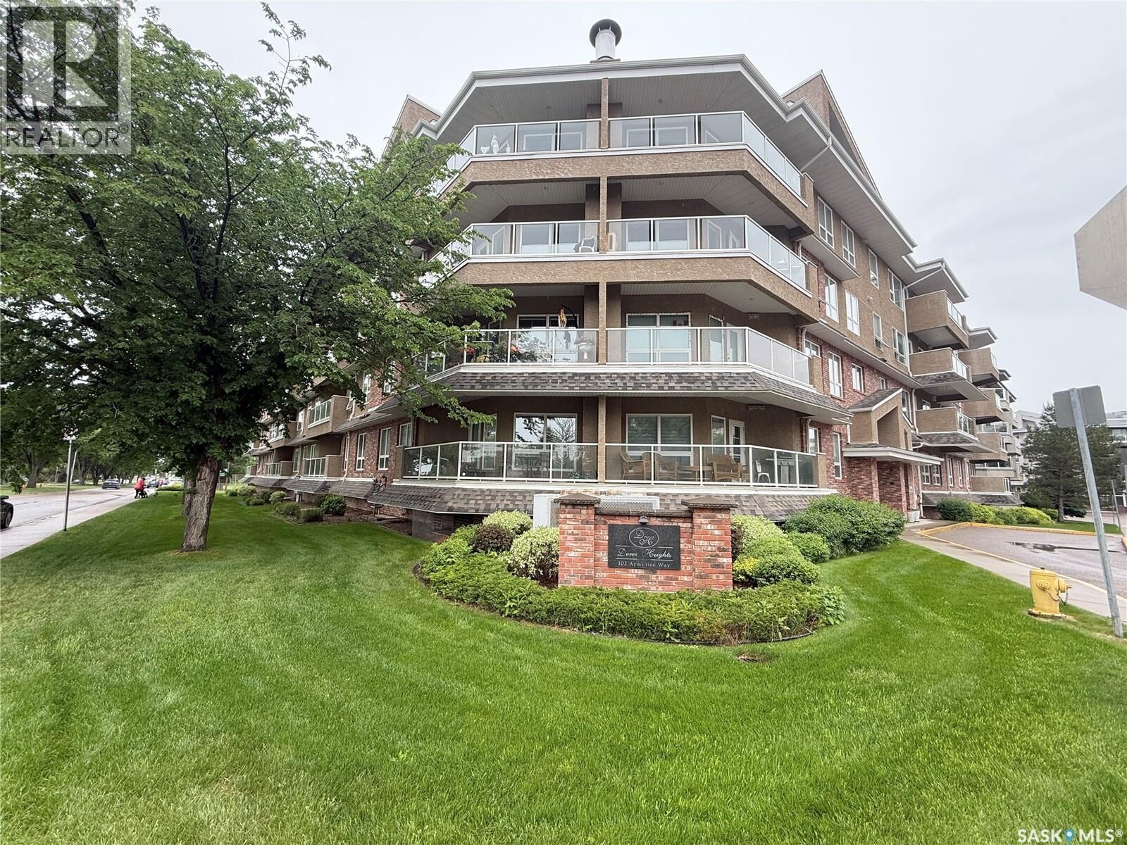 Property Photo: 313 102 Armistice Way SK S7J 2Z6