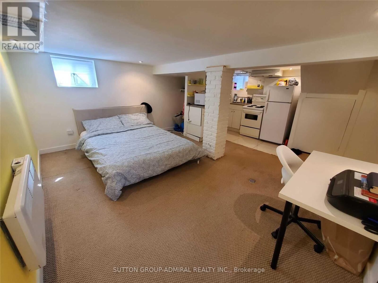 Property Photo:  31 Gilpin Avenue Lower  ON M6M 1G7 
