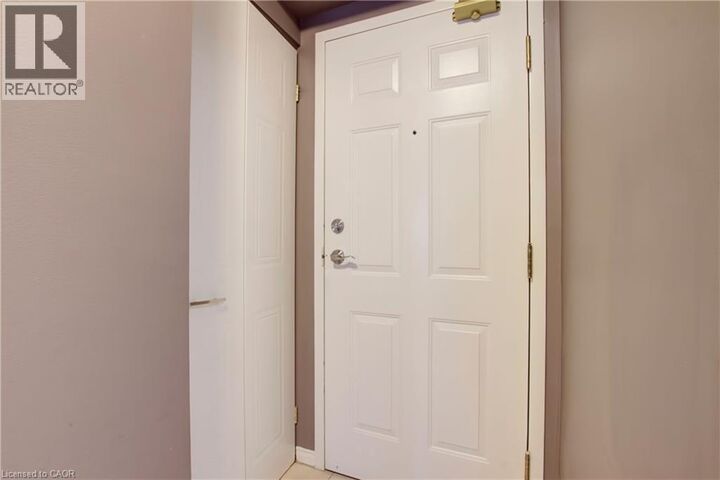 Property Photo:  1270 Maple Crossing 606  ON L7S 2J3 