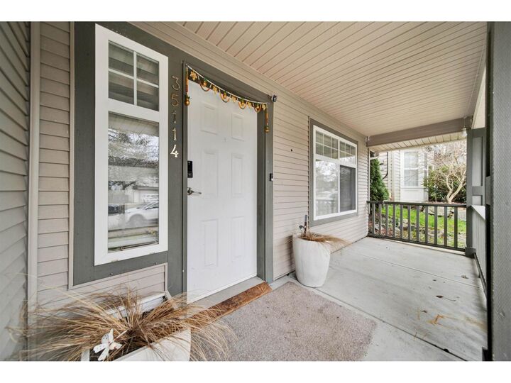 Property Photo:  35114 Laburnum Avenue  BC V2S 8K3 
