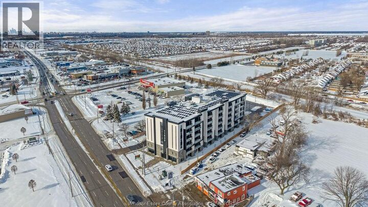 Property Photo:  11646 Tecumseh Road East 201  ON N8N 0J9 