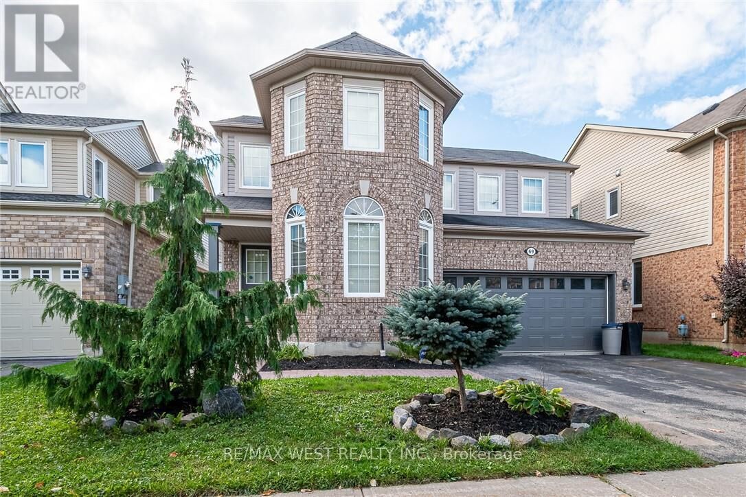 Property Photo:  69 Kidd Crescent  ON L9R 0C8 
