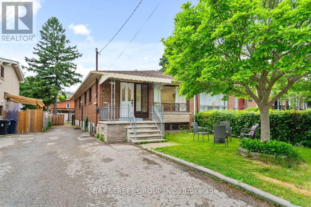 Property Photo:  155 Roywood Drive Bsmt  ON M3A 2E3 