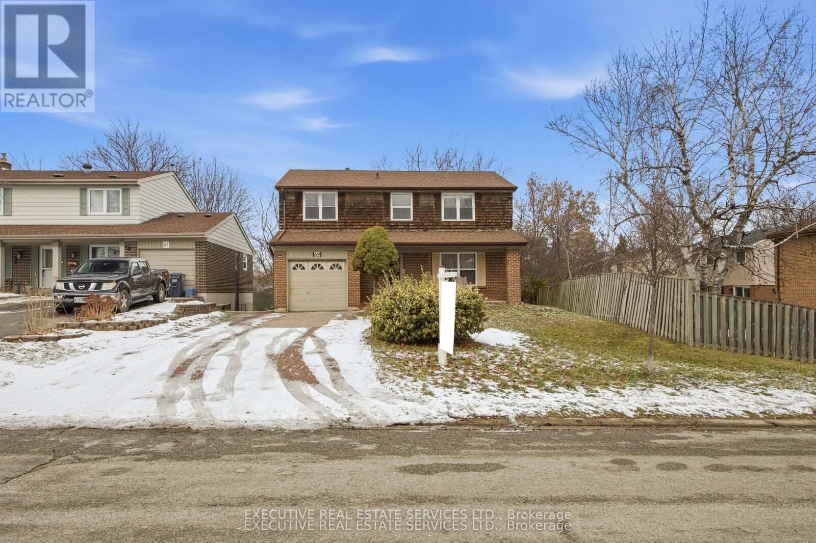 Property Photo:  69 Lorraine Crescent  ON L6S 2R6 