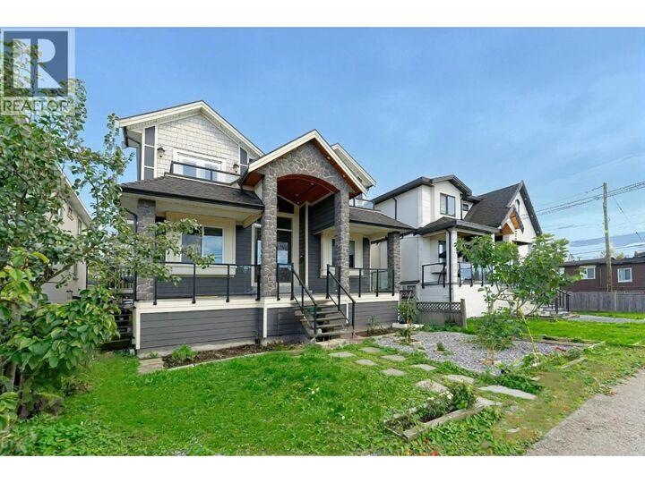 Property Photo: 520 Ewen Avenue BC V3M 5B1